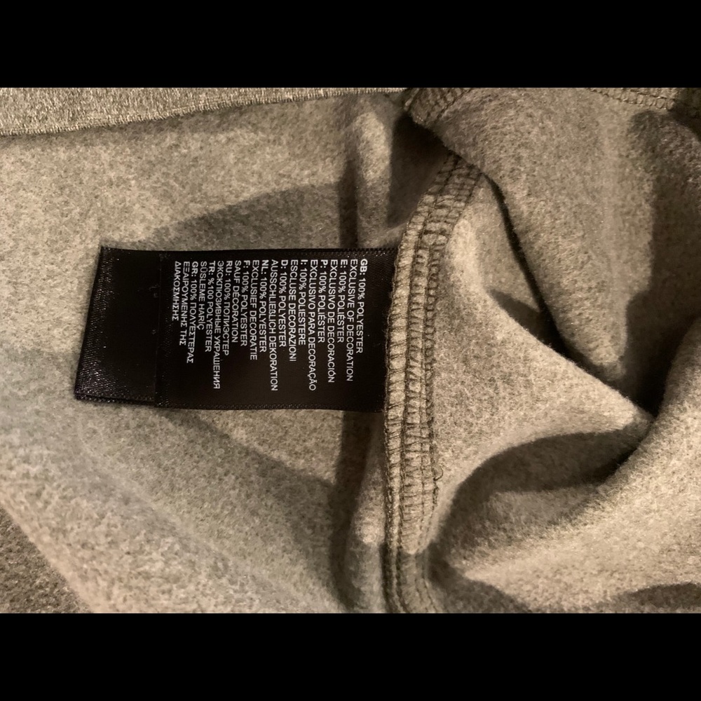 North Face Women’s Tech Glacier 1/4 Zip - Picture 6 of 8